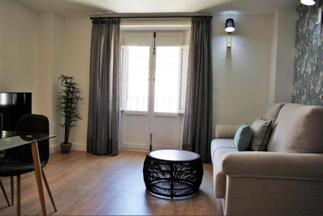 Duplex Merced10 3g Terraza Apartament